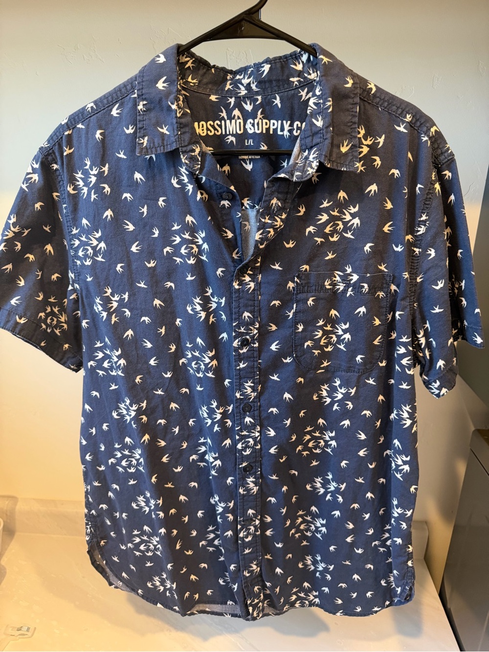 Mossimo Supply Co. Navy Short-Sleeve Button-Down with White Bird Print
